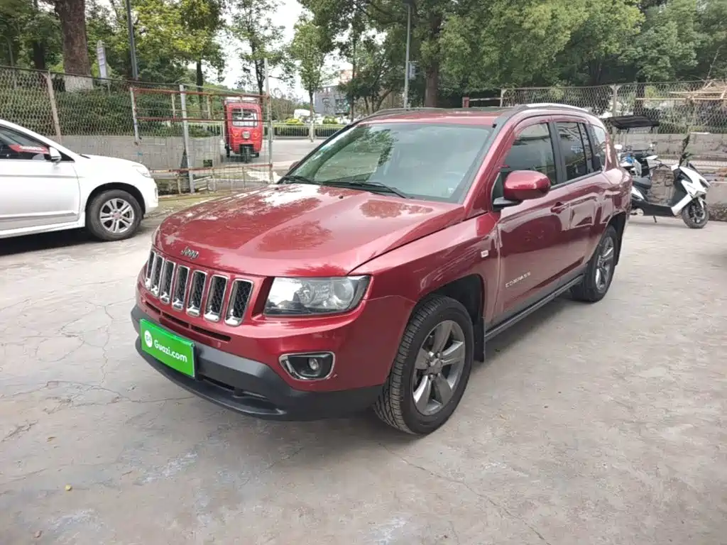 Jeep Compass (Import) 2014 2014 Facelift 2.4L 4WD Comfort Edition