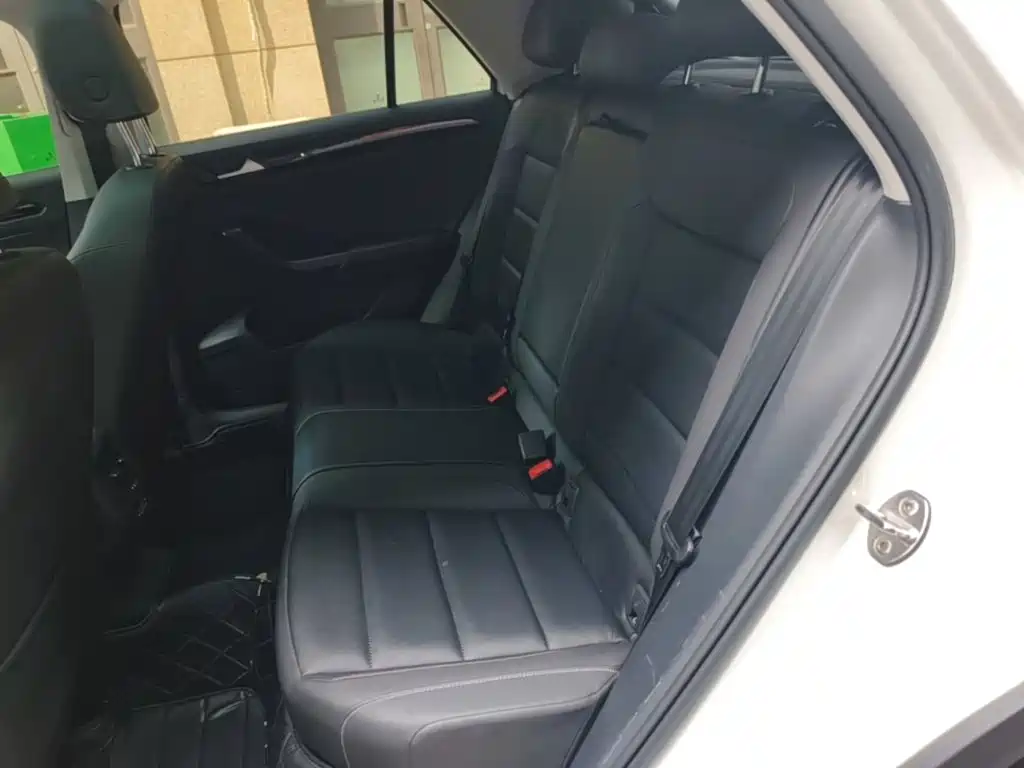 Photo 17 - Volkswagen T-ROC