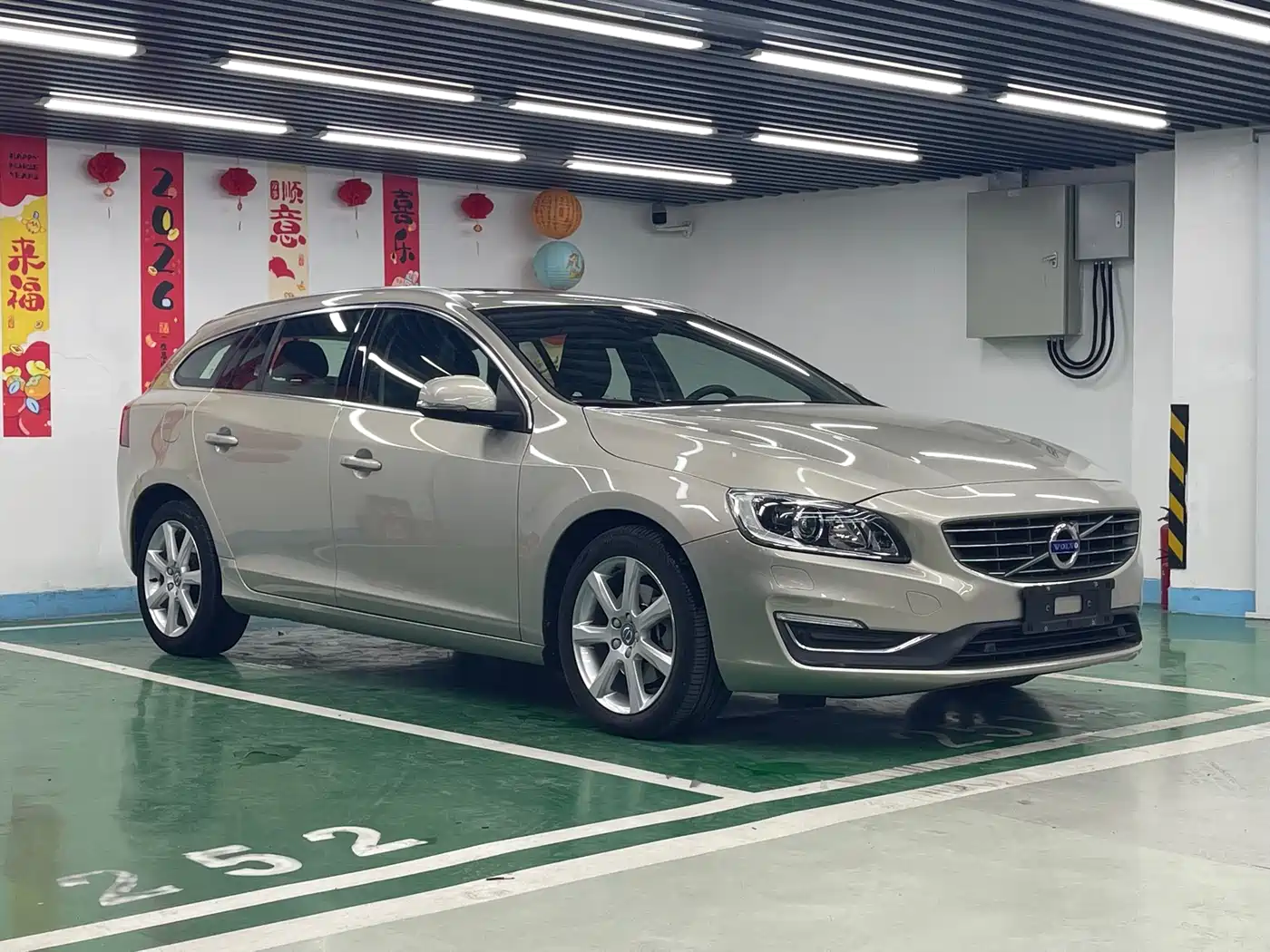 Volvo V60 2018 2017 T5 Zhi Yi Edition China V