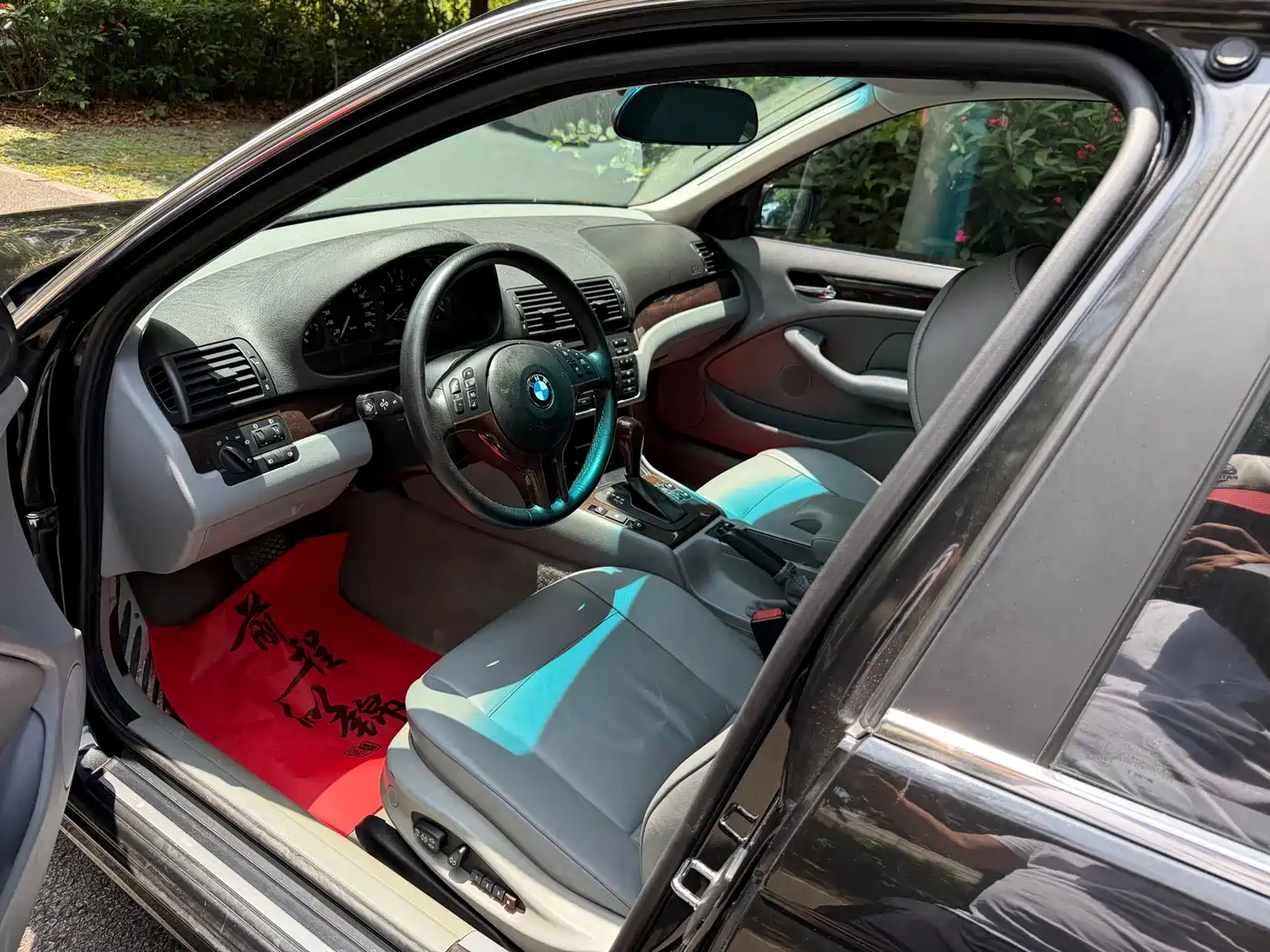 BMW 3 Series 2004 325i фото 6