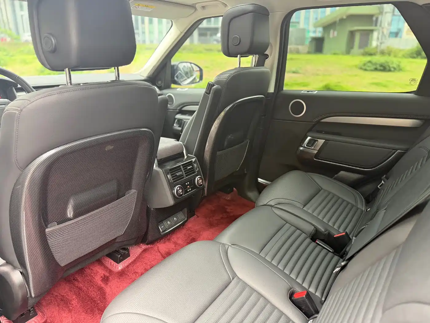 Land Rover Discovery 2023 360PS R-Dynamic SE фото 9