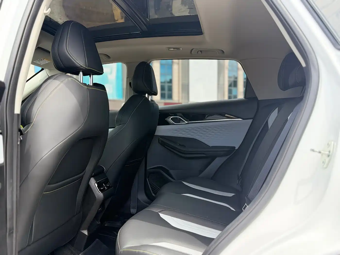 GEELY AUTOMOBILE BINYUE