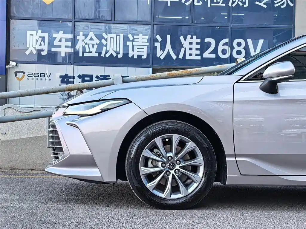 Toyota Avalon 2024 Model 2.0L Progressive Edition фото 6