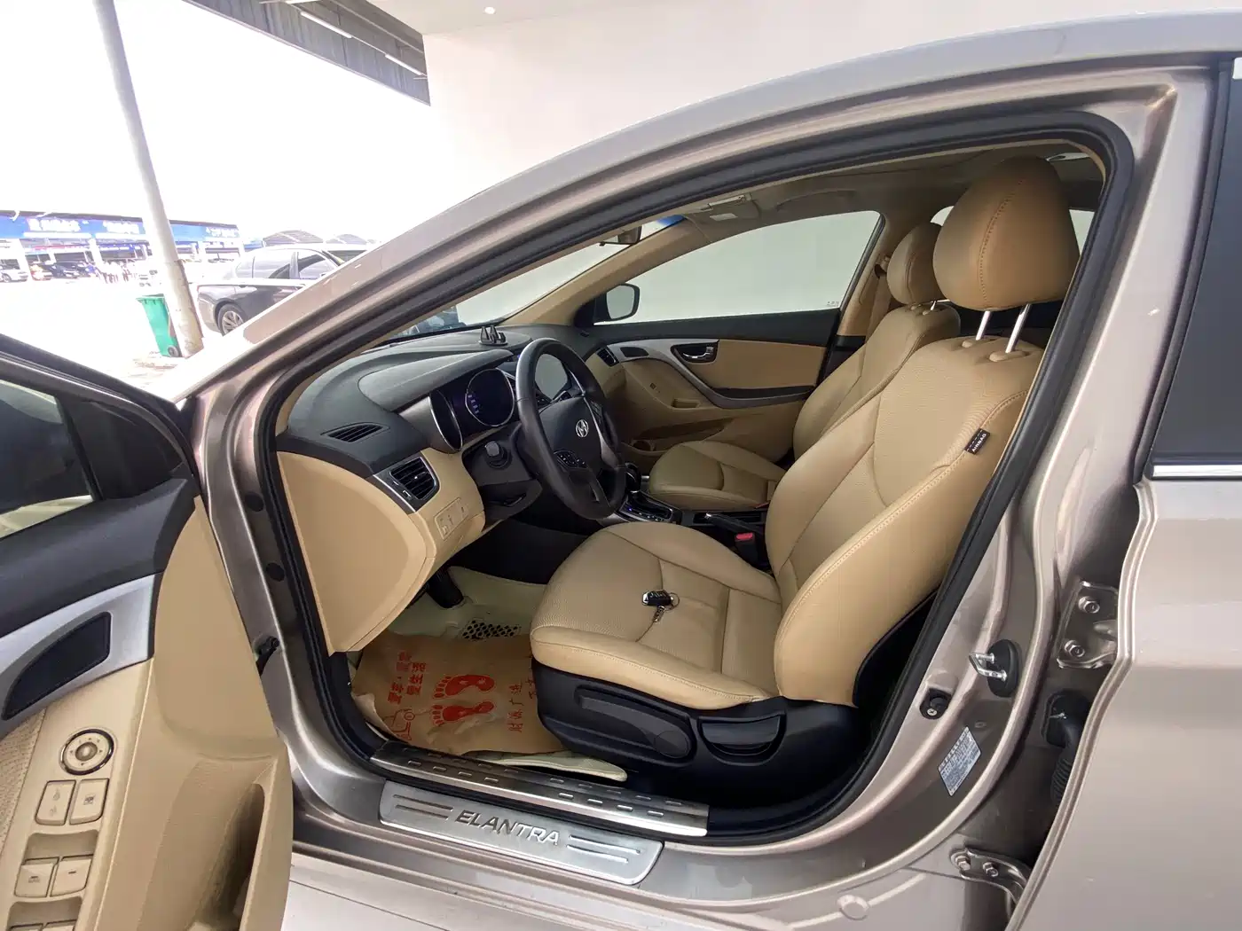 Hyundai Langdong 2013 1.6L Automatic Premium фото 4