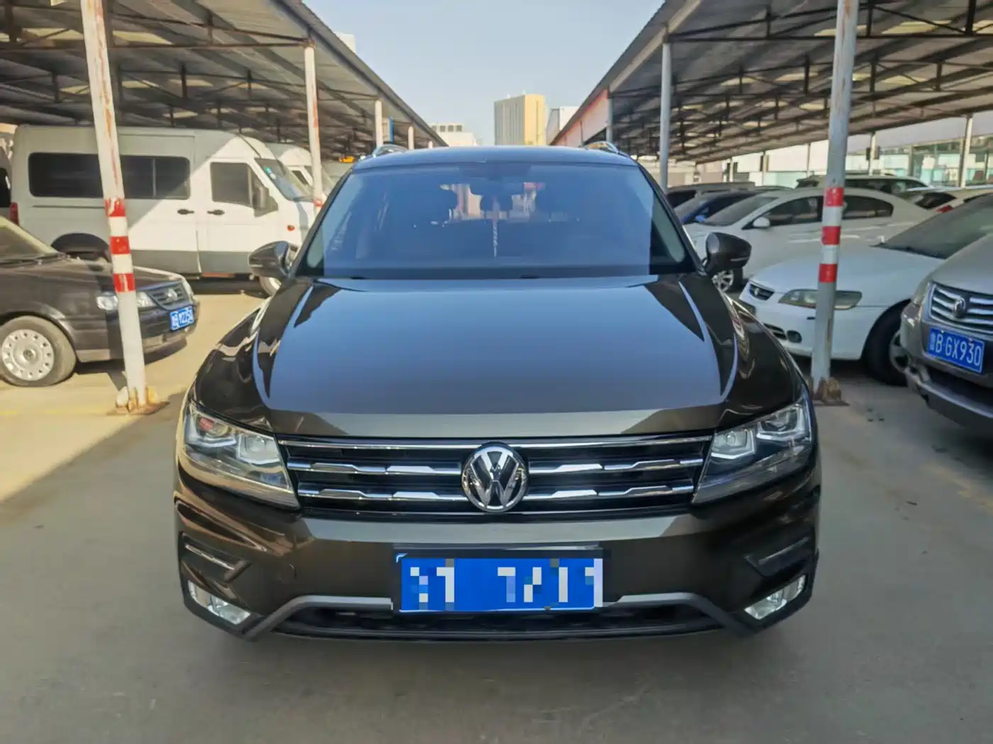 Volkswagen Tiguan L 2017 330TSI Automatic 2WD Luxury Edition фото 2