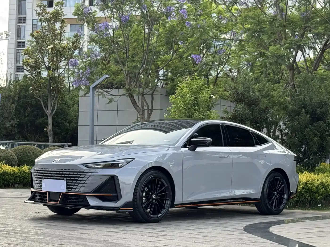 CHANGAN UNI-V