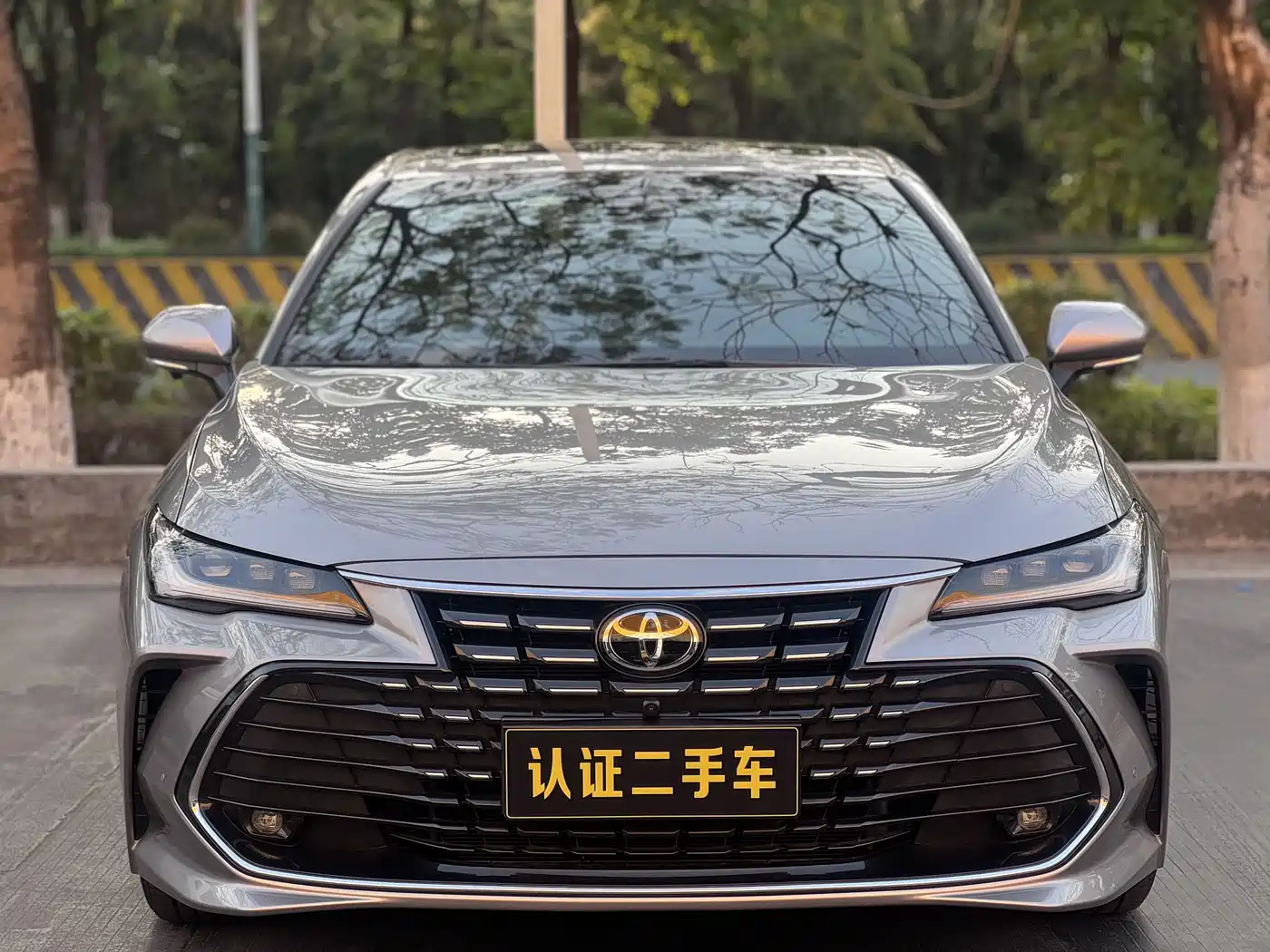 Toyota Avalon 2022 2.0L Progressive Edition фото 2