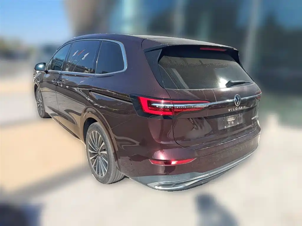 Volkswagen Viloran 2023 380TSI Premium Edition фото 27