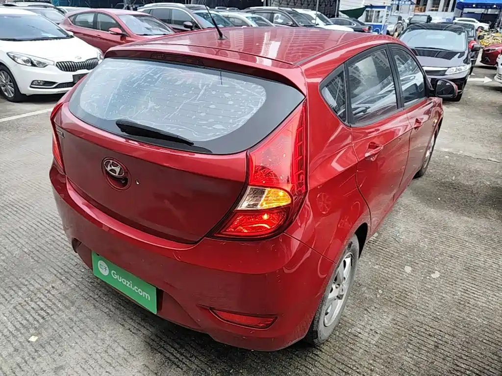 Hyundai Reina 2014 2014 Model 1.4L Automatic GLX