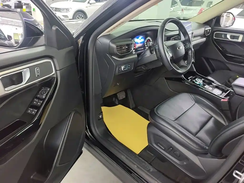 Ford Explorer 2021 2020 EcoBoost 285 RWD Trend Edition 7-Seater