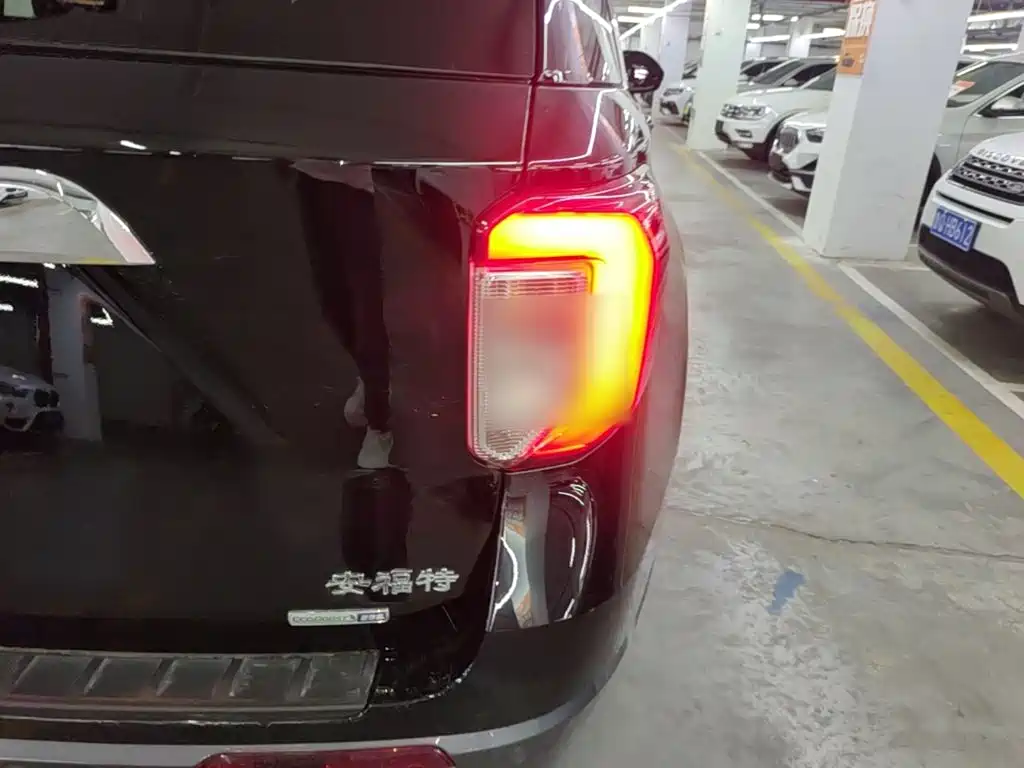 Ford Explorer 2021 2020 EcoBoost 285 RWD Trend Edition 7-Seater