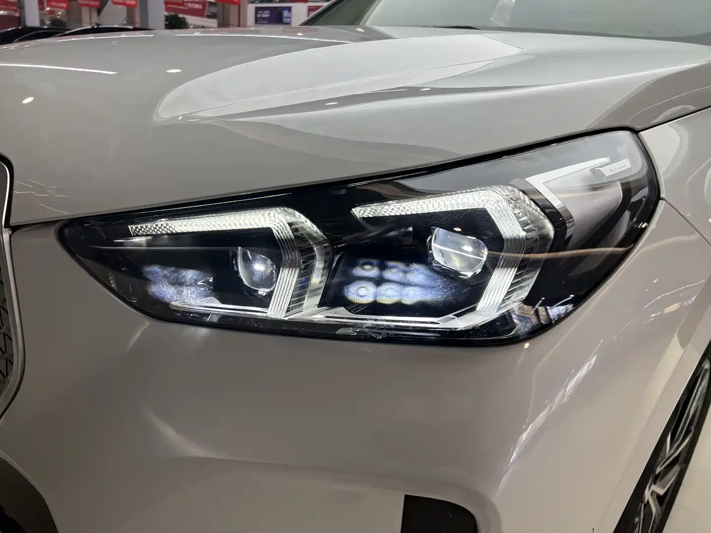 BMW iX1 2023 eDrive25L M Sport Package фото 20
