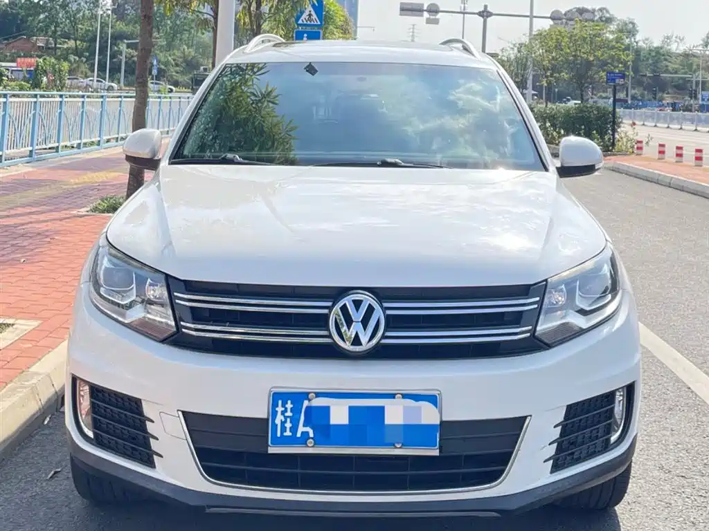Volkswagen Tiguan 2013 1.8TSI Automatic 2WD Luxury Model фото 2