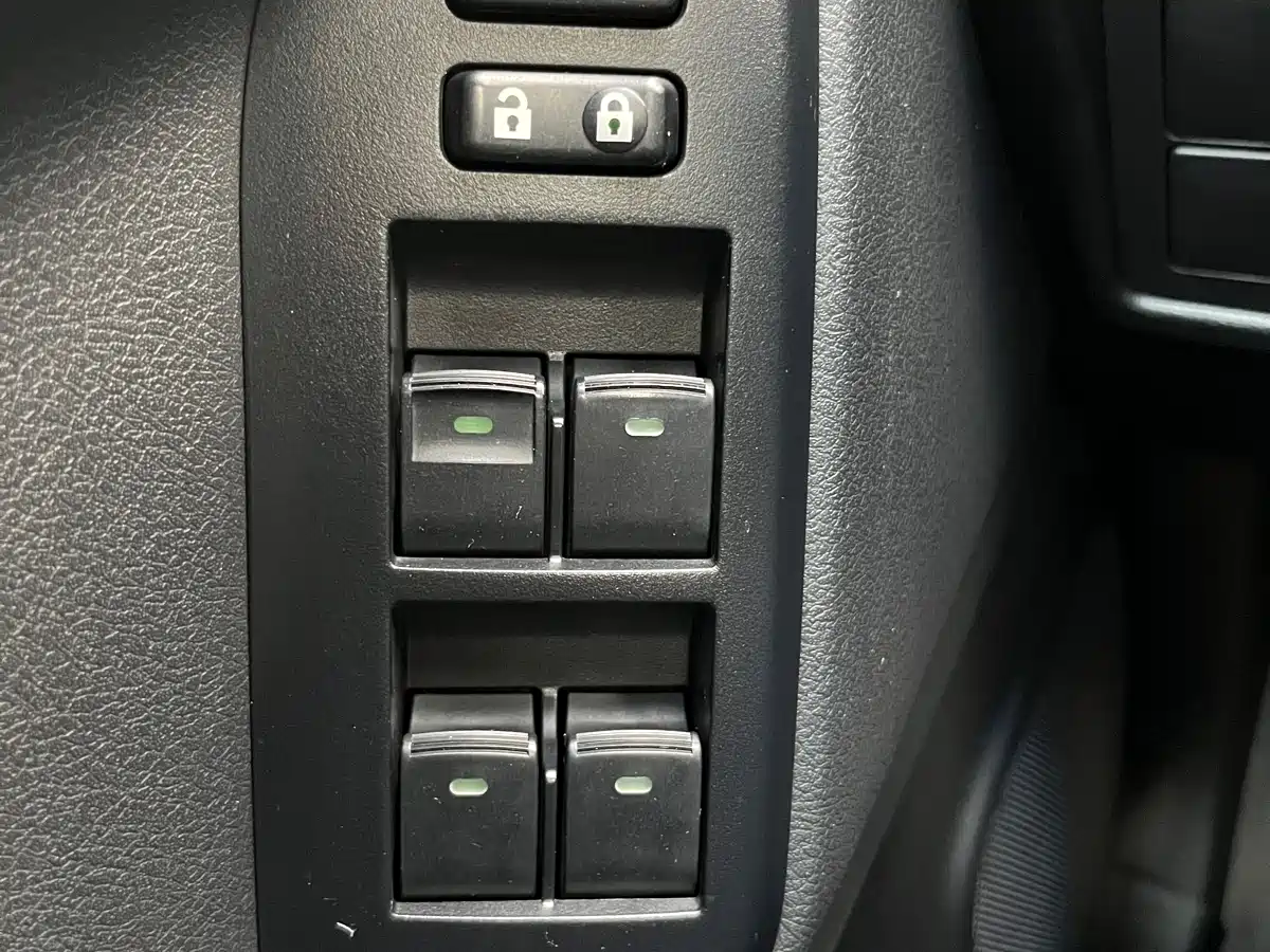 Toyota Prado 2016 2.7L Auto Standard Edition фото 20