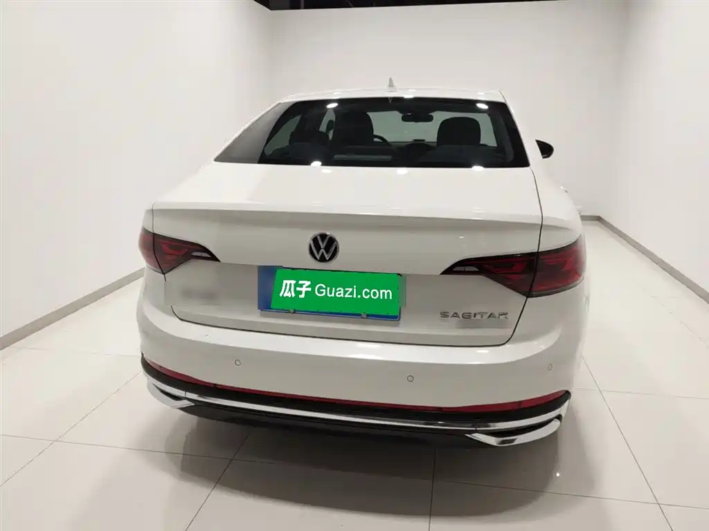 Volkswagen Sagitar 2023 300TSI DSG Surpassing Edition фото 4
