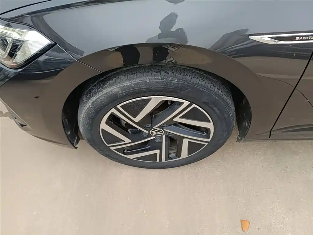 Volkswagen Sagitar 2023 Model Year 280TSI DSG Surpass Edition фото 23