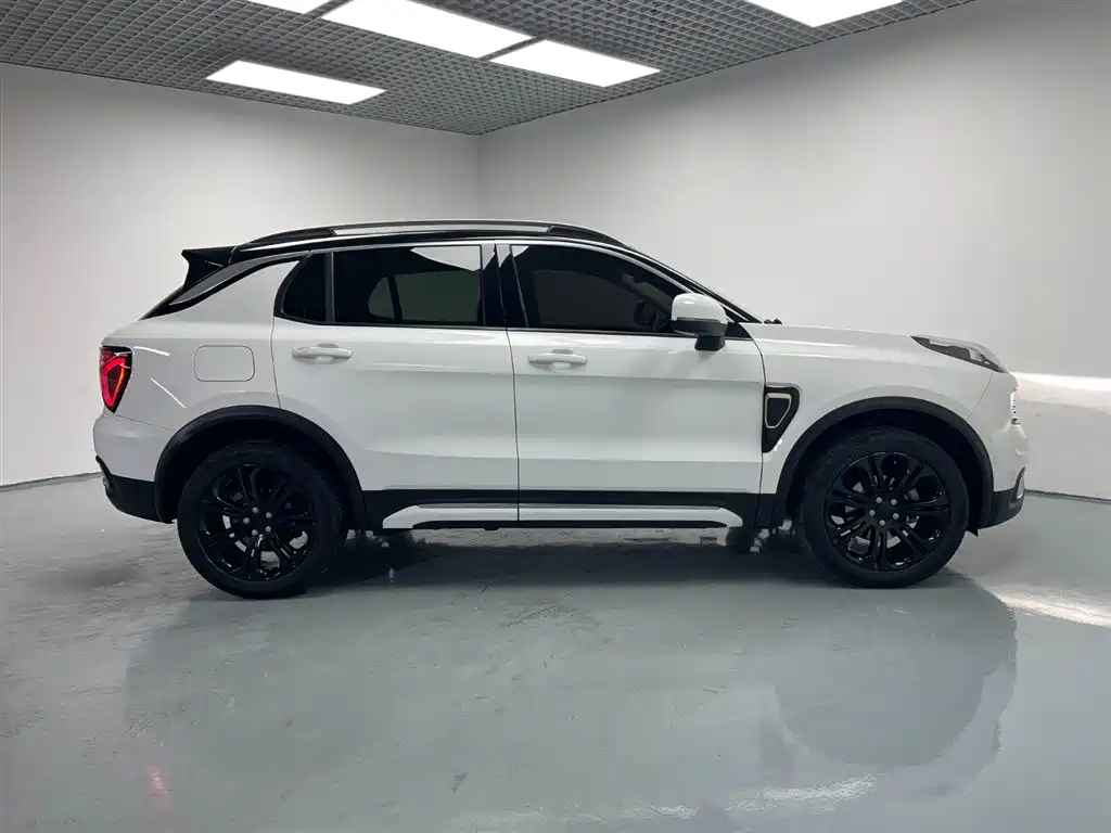Lynk & Co 01 2019 2.0T 2WD Type Pro Version China V фото 4
