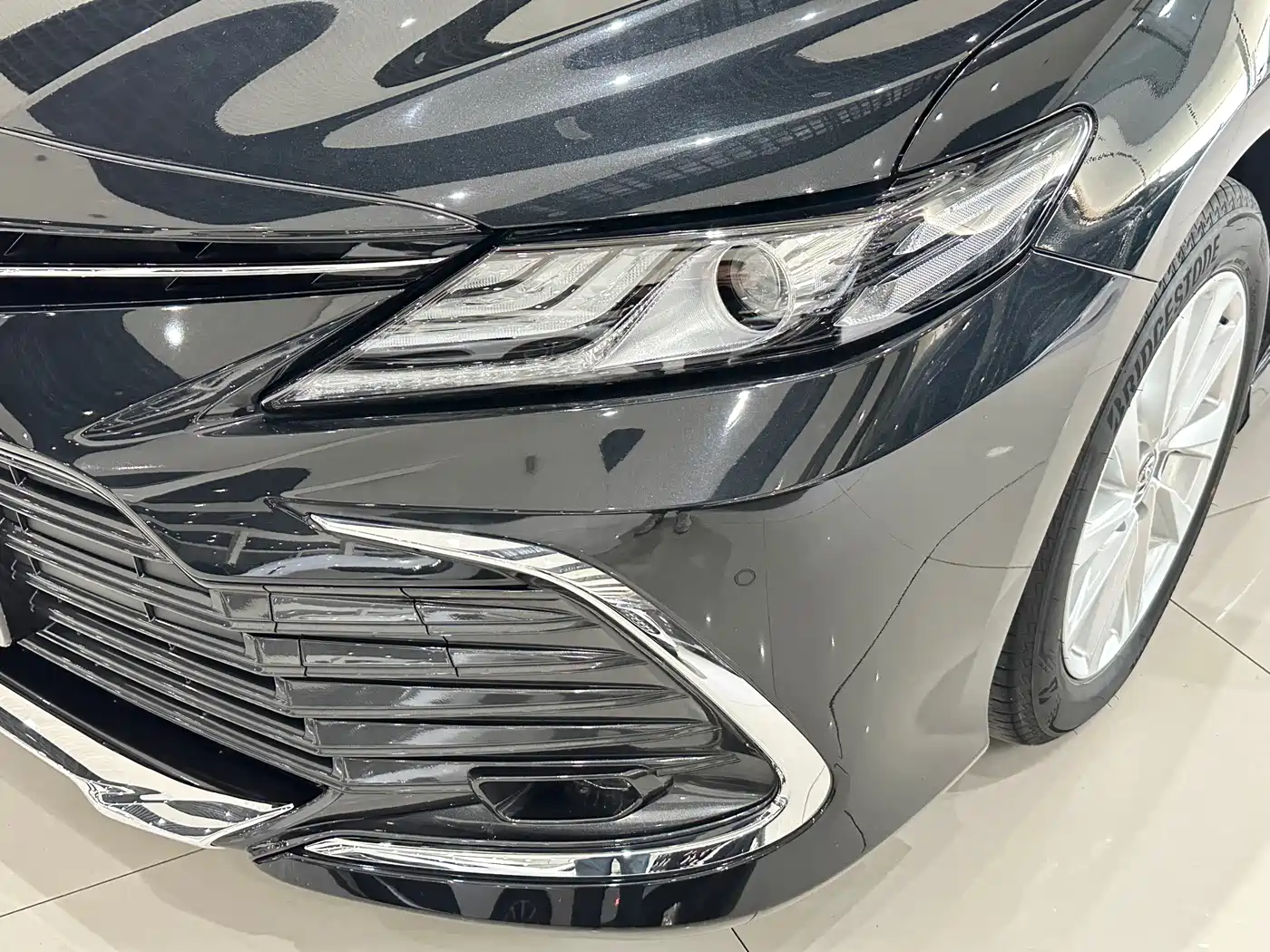 Toyota Camry 2023 2.0G Luxury Edition фото 3
