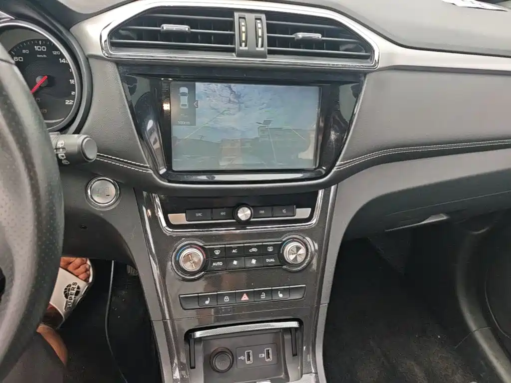 MG Roewe RX5 2017 2017 20T Automatic Premium Edition