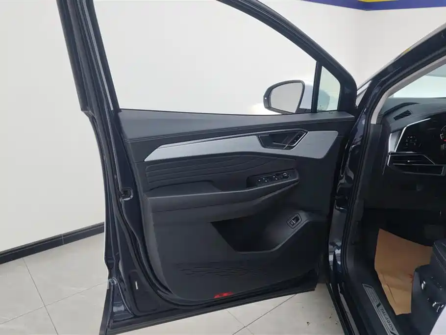 Volkswagen Talagon 2022 380TSI 4WD Luxury Premium Pro Edition 6-seater фото 7