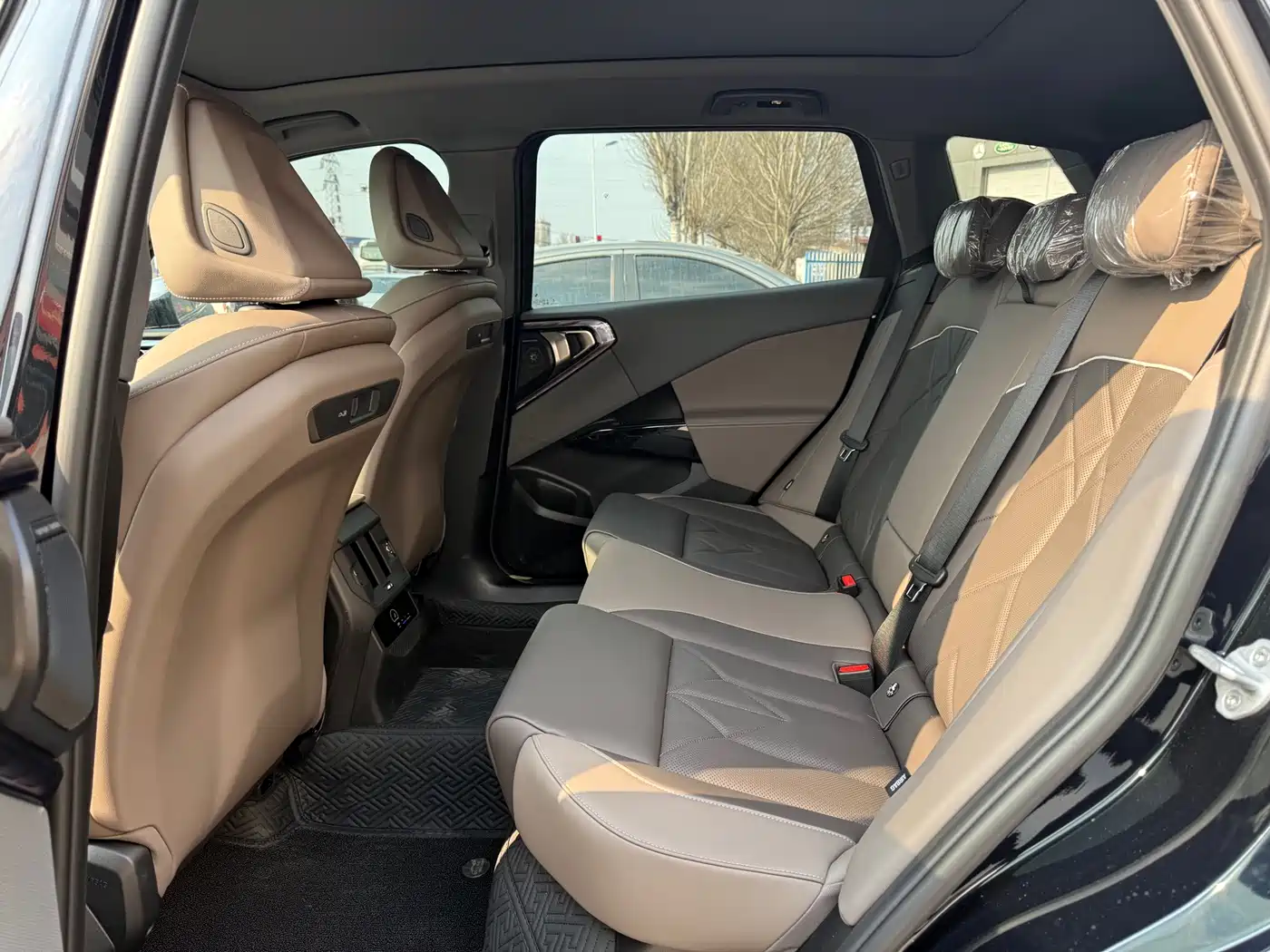 BMW X3 2025 xDrive30L Leading Model M Sport Black Package фото 5