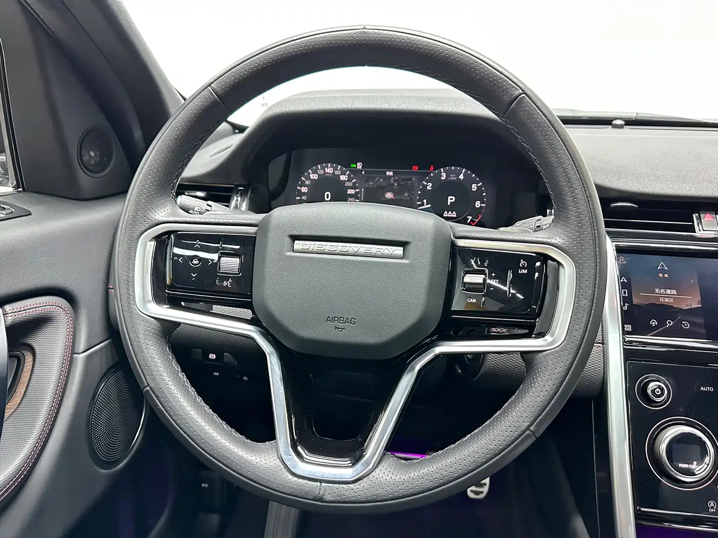 Land Rover Discovery Sport 2023 249PS R-Dynamic S Performance Version фото 21