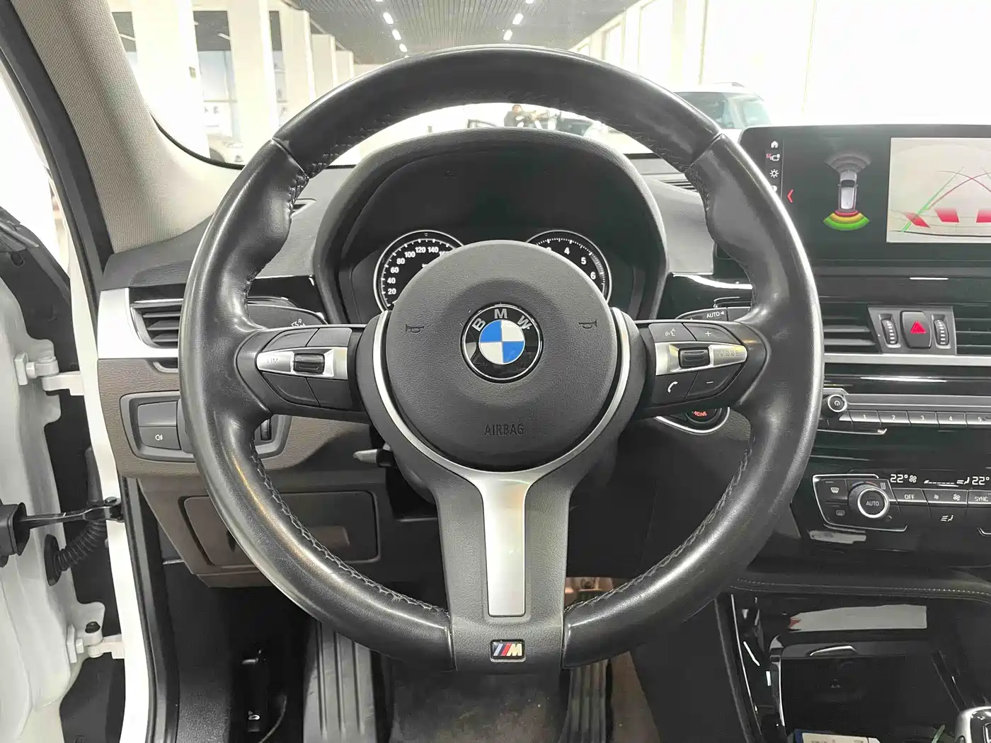 BMW X1 2022 sDrive20Li Premium фото 8