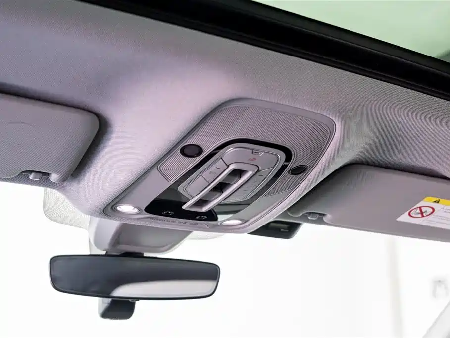 Audi Q5L 2020 Facelift 40 TFSI Honor Fashion фото 23