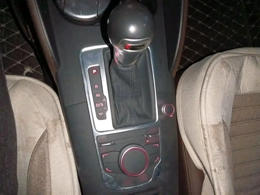 Audi A3 (Import) 2015 2014 Limousine 40 TFSI S line Comfort