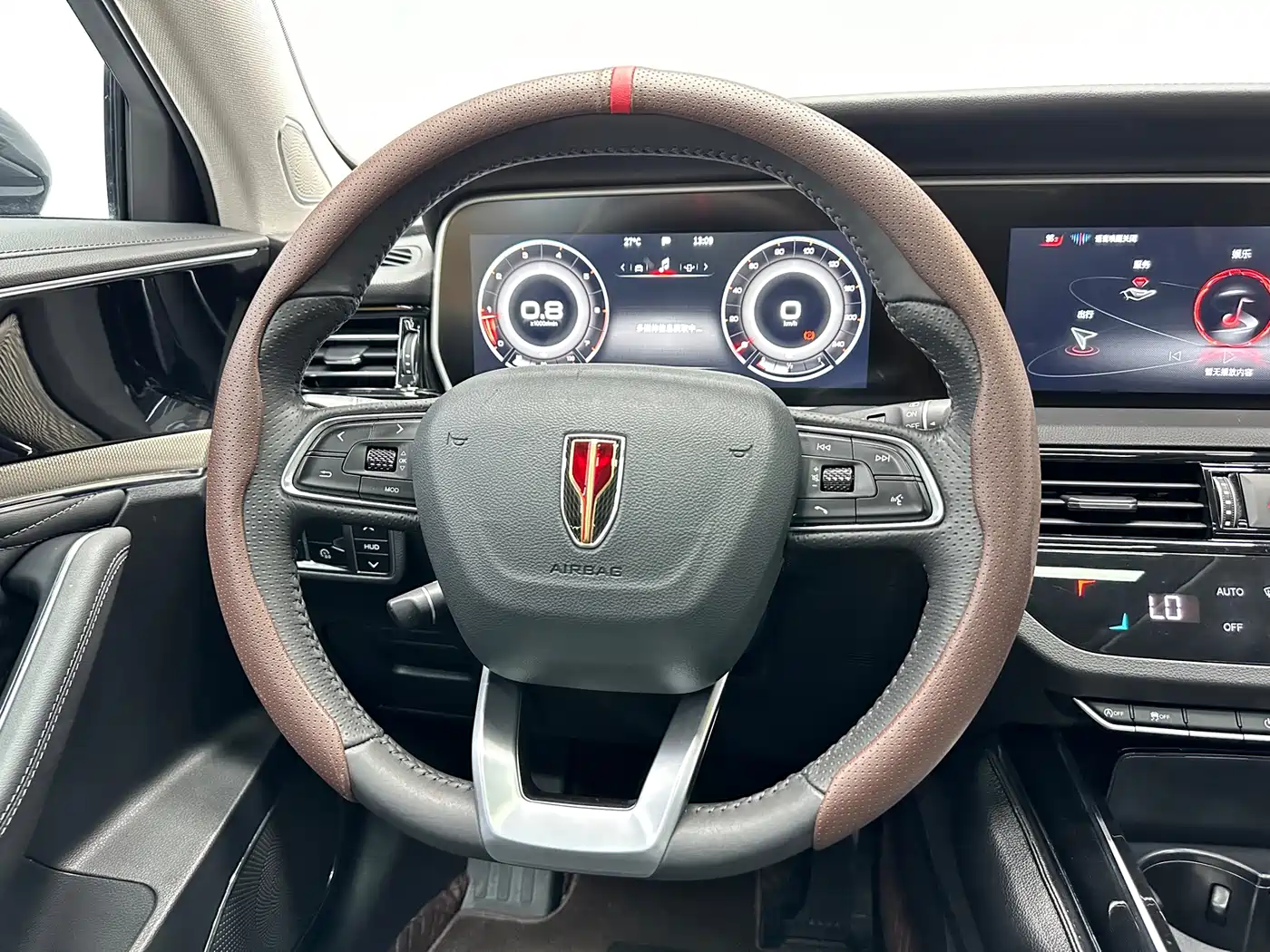 Hongqi HS5 2022 2.0T Smart Connect Premium Edition фото 21