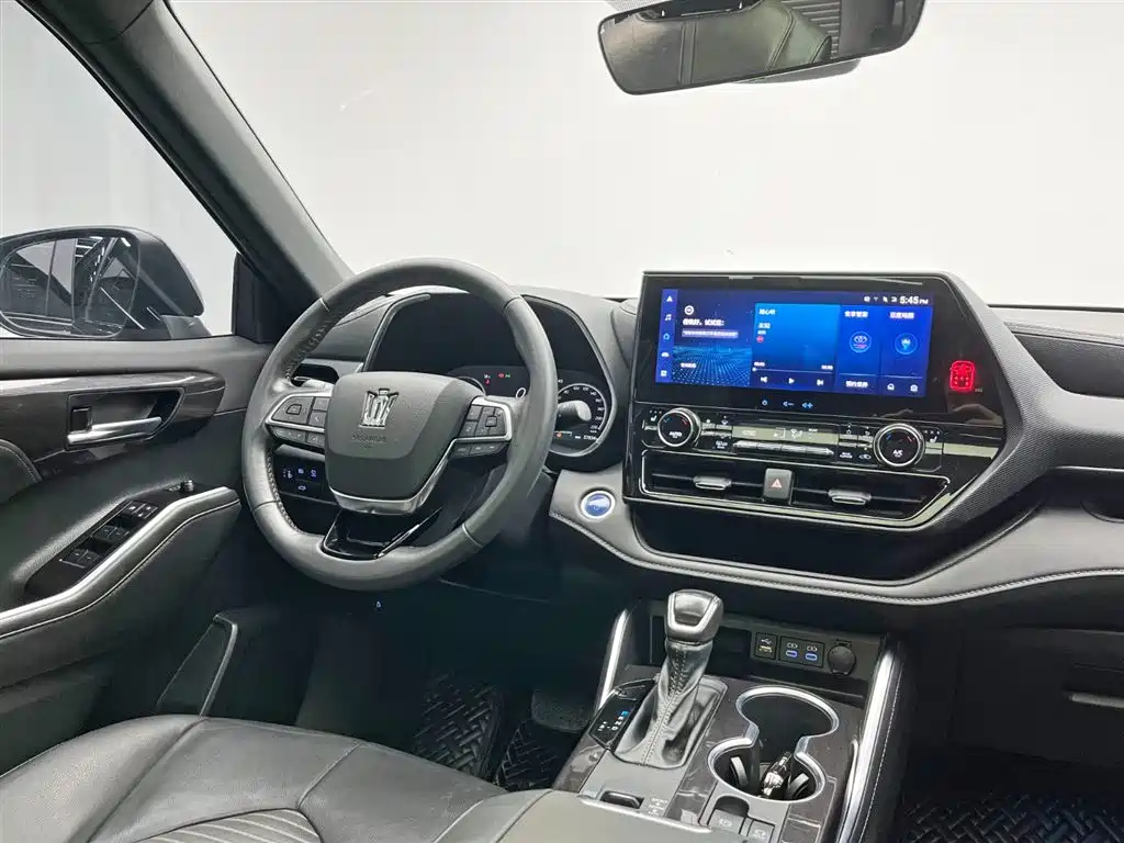 Toyota Crown Kluger 2022 2.5L HEV 4WD Premium Edition фото 26