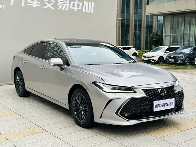 Toyota Avalon 2022 2.5L Touring Premium Edition — фото 3