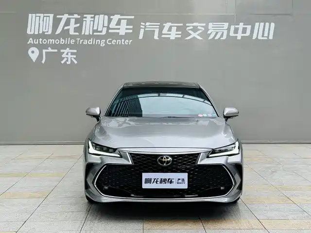 Toyota Avalon 2022 2.5L Touring Premium Edition — фото 2