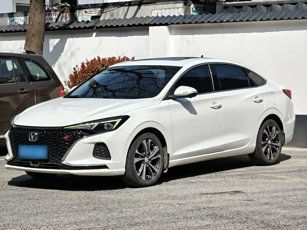 Changan Eado 2020 PLUS Blue Whale NE 1.4T GDI DCT Flagship