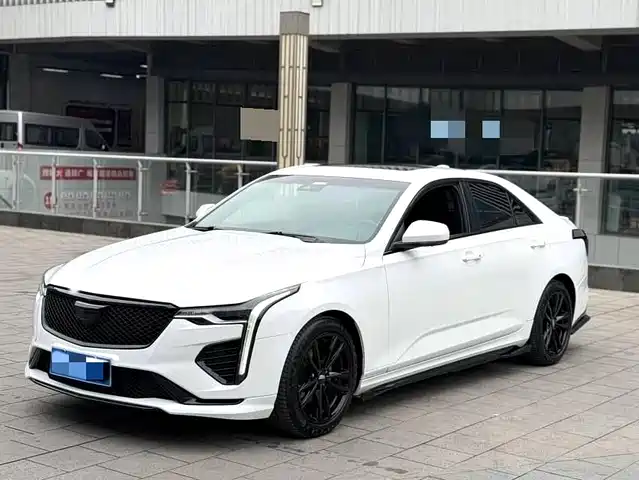 CADILLAC CT4