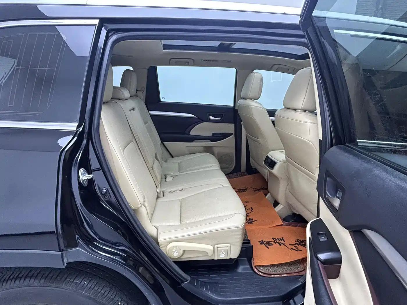 Toyota Highlander 2015 2.0T AWD Luxury Edition 7-seater фото 15
