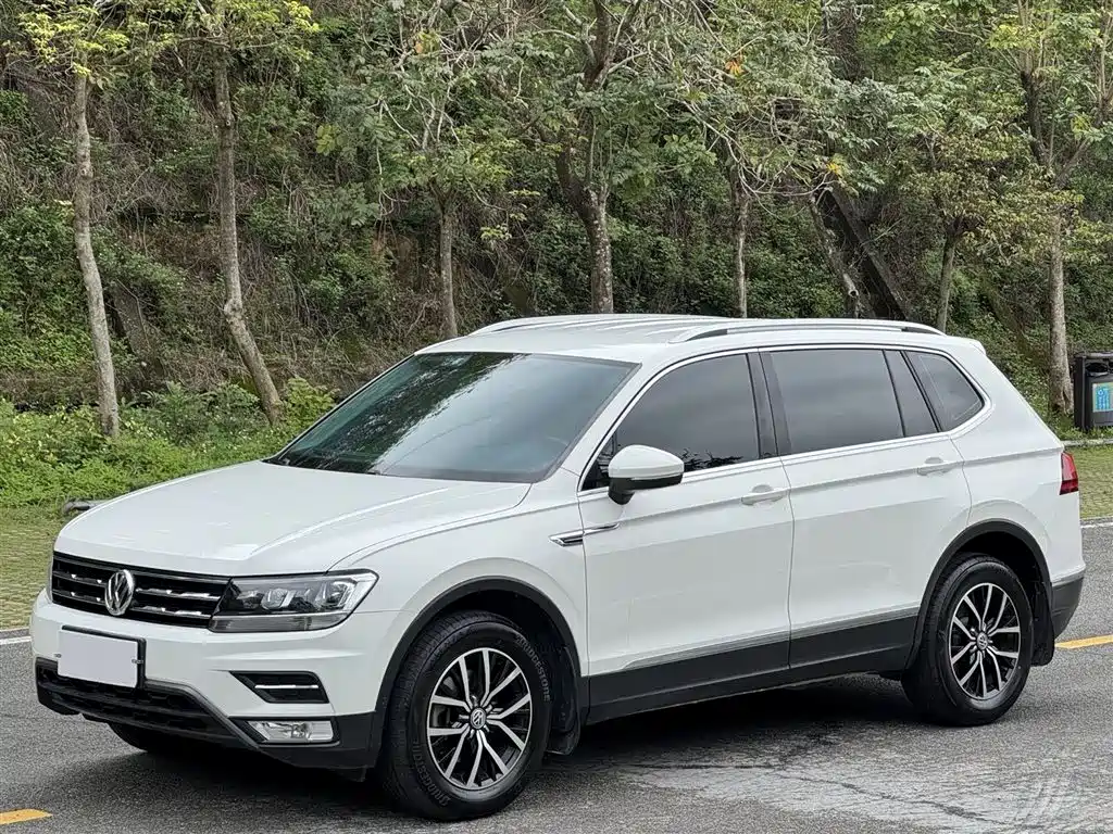 Volkswagen Tiguan L 2017 330TSI Automatic 2WD Comfort Edition