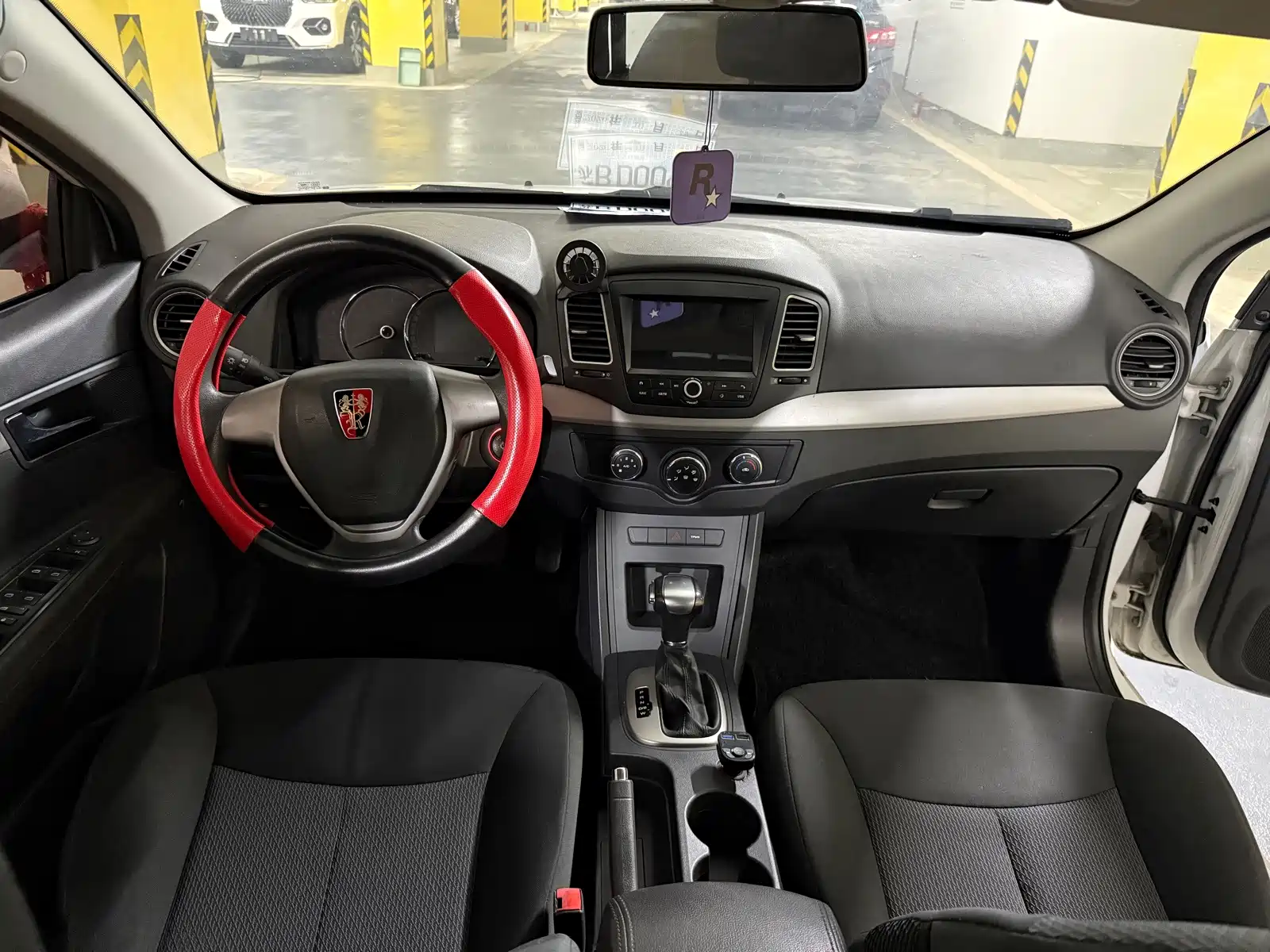 Фото 7 - Roewe 350