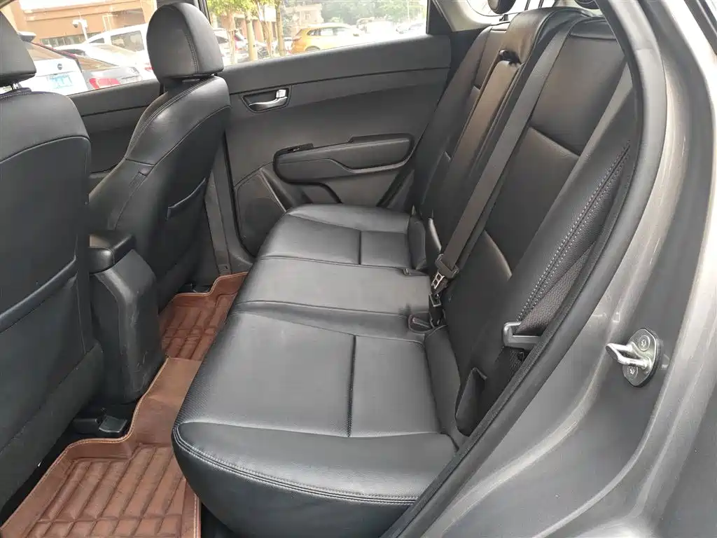Kia KX3 Smart Run 2015 1.6L Automatic 2WD DLX фото 17
