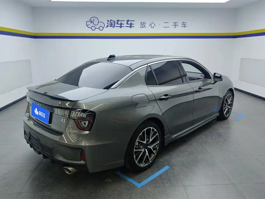 Lynk & Co 03 2022 1.5TD DCT Power Pro фото 3