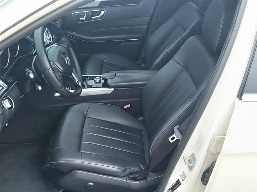 Mercedes-Benz E-Class 2015 Facelift E 260 L Sport фото 15