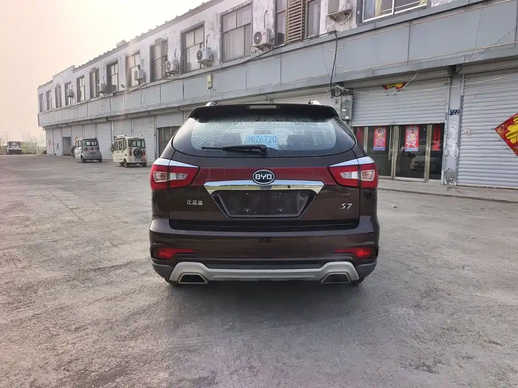 BYD S7 2015 2015 2.0T Upgrade Automatic Premium