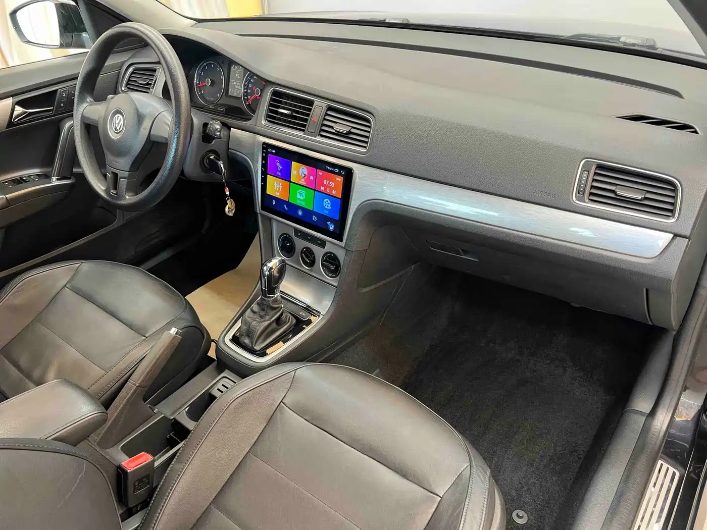 Volkswagen Lavida 2013 Facelift 1.4TSI DSG Comfort фото 18
