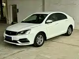 Фото 6 - Geely Emgrand