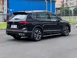 Фото 12 - Volkswagen Tiguan L