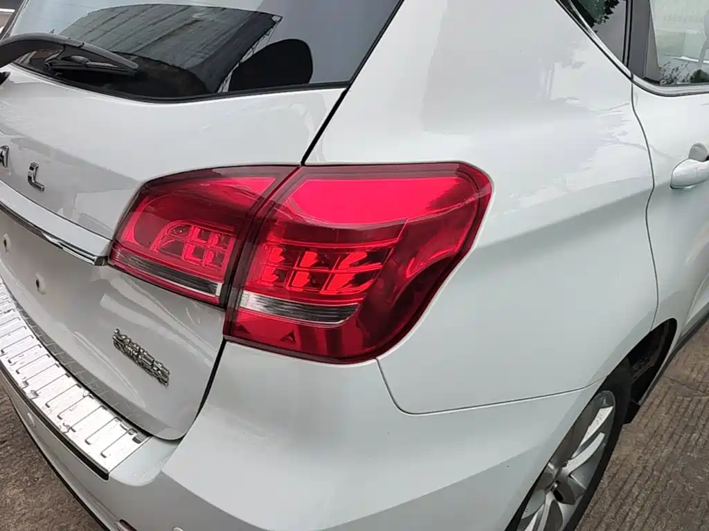Haval H2 2015 2016 Red Label 1.5T Automatic 2WD Luxury