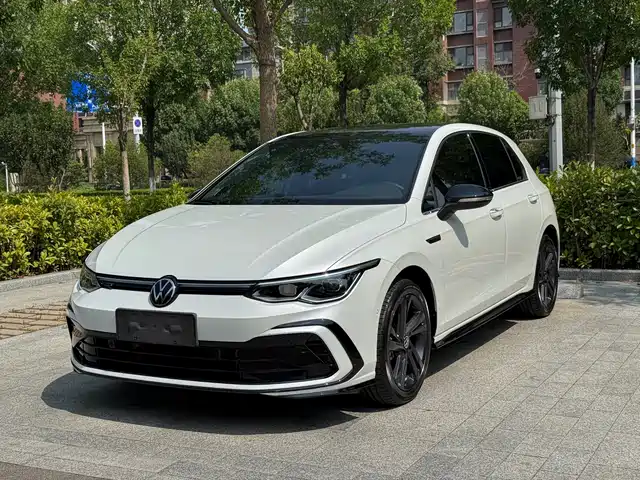Volkswagen Golf Рестайлинг, 280TSI DSG R-Line