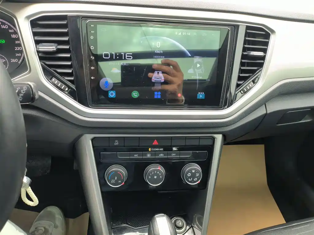 Volkswagen T-ROC 2018 230TSI DSG 2WD Progressive China V фото 13
