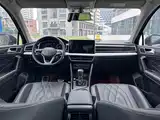 Фото 8 - Volkswagen Tiguan L
