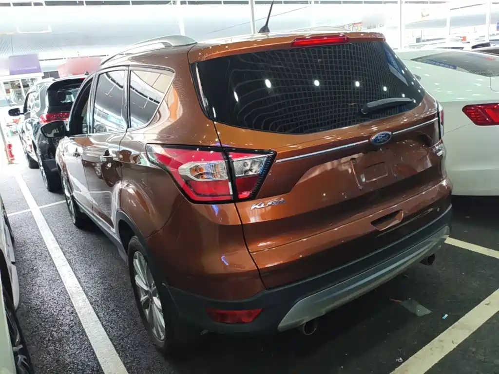Ford Kuga 2018 2017 EcoBoost 180 AWD Luxury